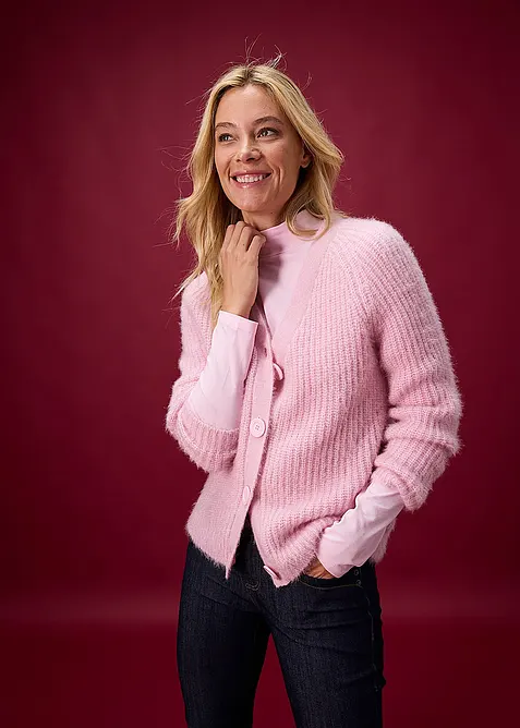 Gerippte Grobstrickjacke mit Glanzeffekt, bonprix