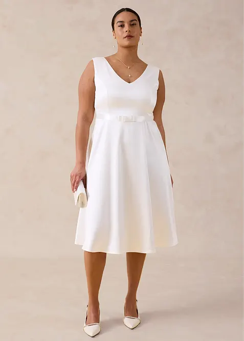 Etuikleid aus gl&auml;nzendem Satin, bonprix