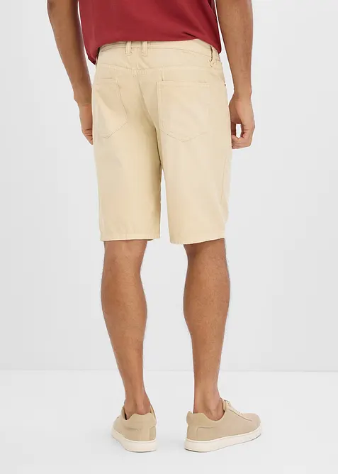 Leichte Bermuda mit Dehnbund aus colored Denim, Regular Fit, bonprix