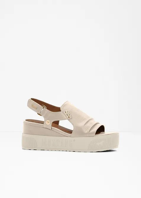 Mustang Plateau-Sandalen mit Nieten, Mustang