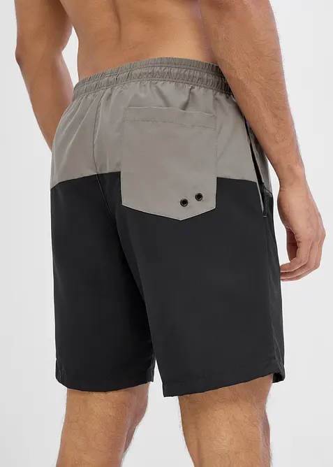 Badeshorts mit Colorblocking, bonprix