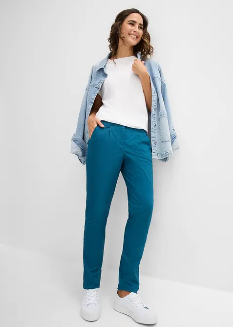 Stretch-Chinohose aus Baumwoll-Mix, bonprix