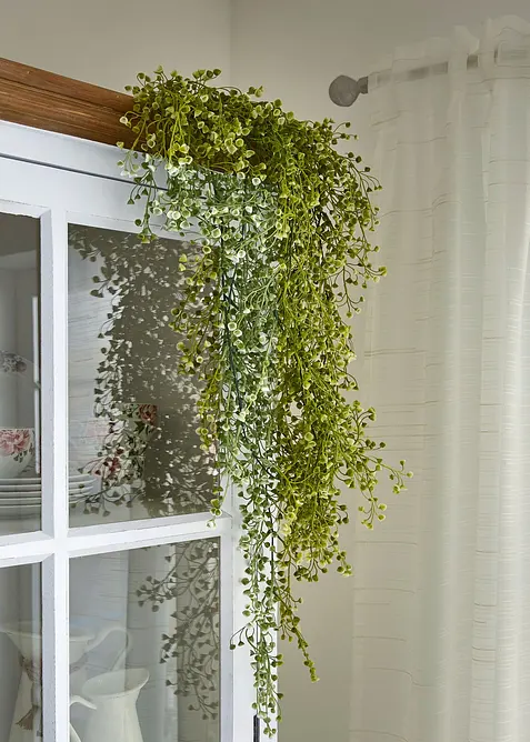 Kunstblumen-Ranke mit kleinen Bl&uuml;ten, bonprix