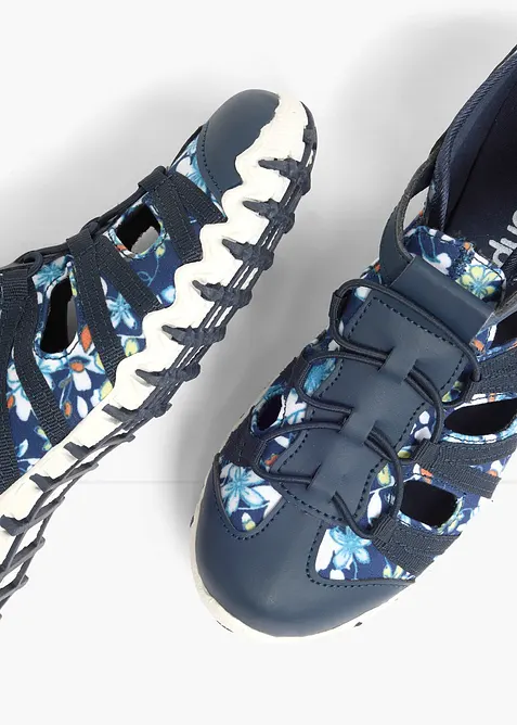Chaussures &agrave; semelle crant&eacute;e, bonprix