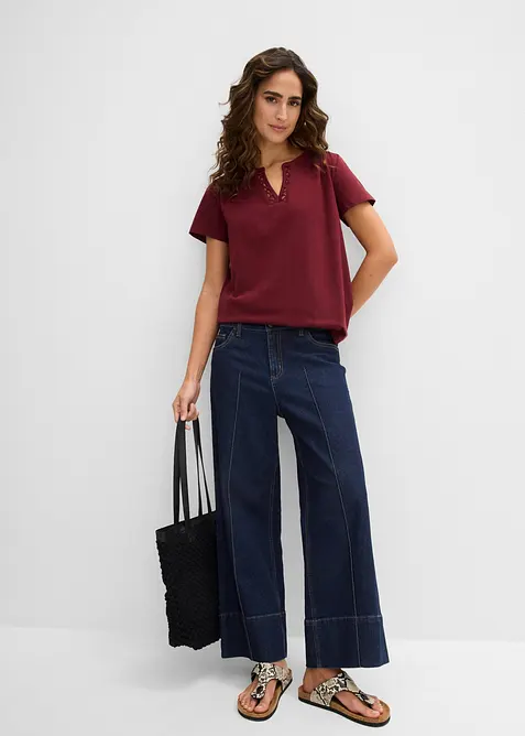 Shirt mit dekorativem Ausschnitt, bonprix