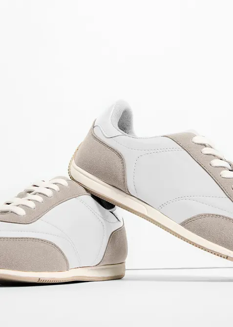 Sneaker im Retrolook, bonprix
