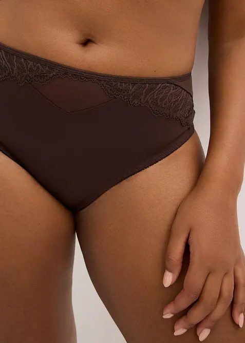 Maxislip mit zarter Spitze, bonprix
