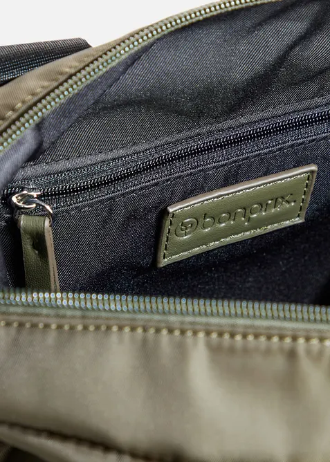 Sac sportif &agrave; d&eacute;tails contrastants, bonprix