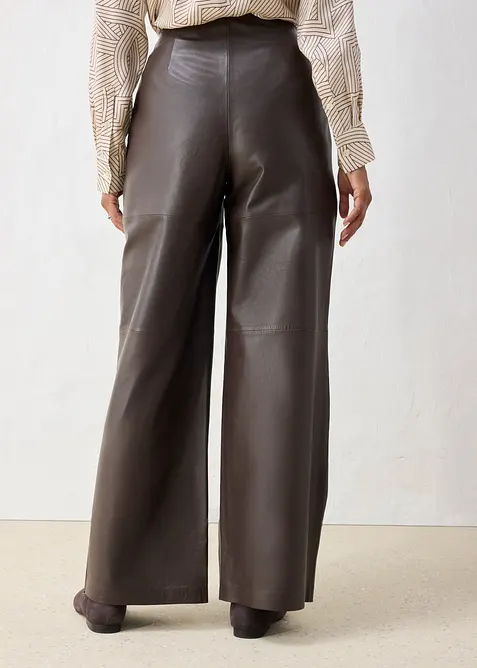 Lederhose mit Bundfalten, bonprix