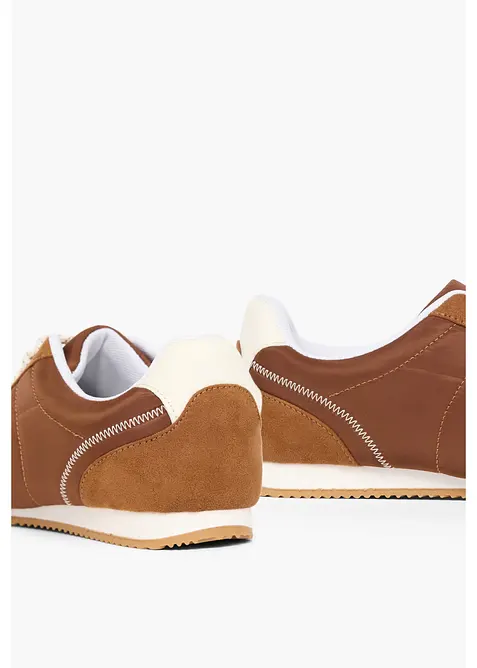 Sneaker im Retrolook, bonprix