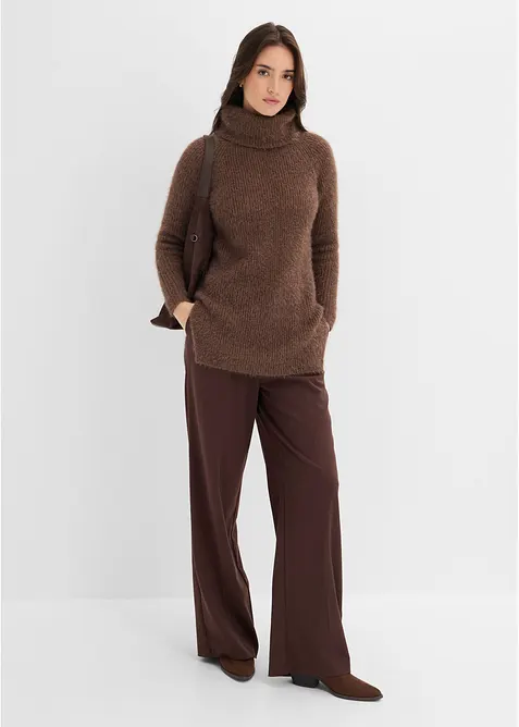 Pull col roul&eacute; oversize, bonprix