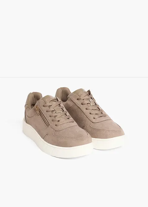 Sneaker mit gepolsterter Innensohle, bonprix