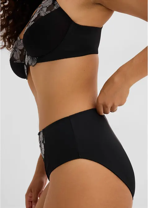 Maxislip mit edler Stickerei, bonprix