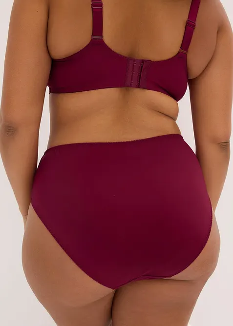 Slip maxi avec broderies, bonprix