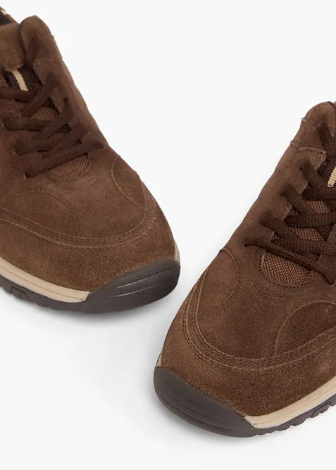 Trekkingschuhe aus Veloursleder, bonprix