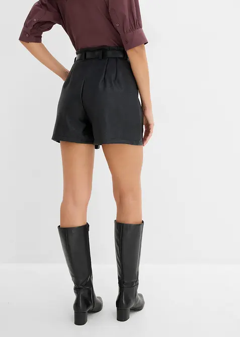 Lederimitat-Shorts mit G&uuml;rtel, bonprix