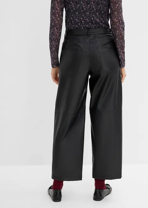 Lederimitat-Hose in Barrelform, bonprix