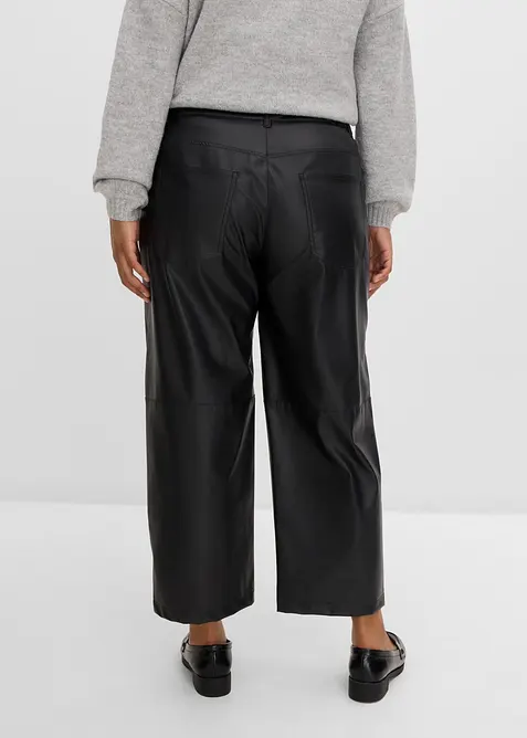 Lederimitat-Hose in Barrelform, bonprix