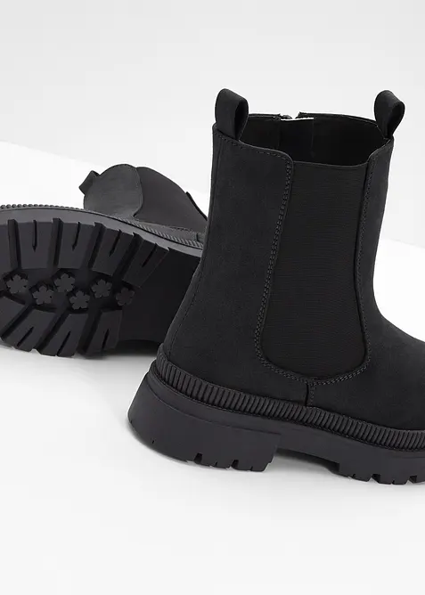 Chelsea-Boots mit Profilsohle, bonprix