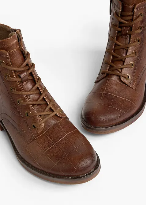 Boots lac&eacute;es Tamaris, Tamaris