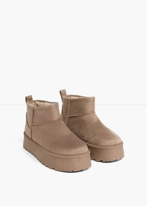 Boots fourr&eacute;es &agrave; plateforme, bonprix