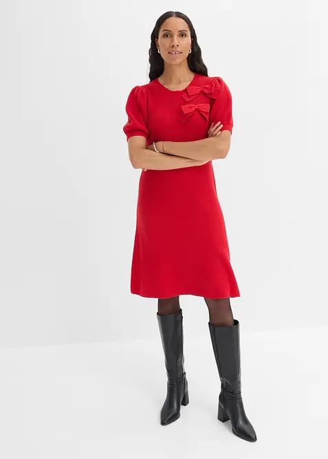 Robe en maille avec n&oelig;uds appliqu&eacute;s, bonprix