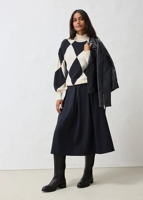 Pull col roul&eacute; en fine maille, bonprix