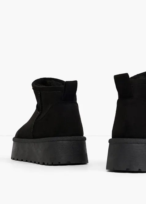 Gef&uuml;tterte Plateau-Boots, bonprix