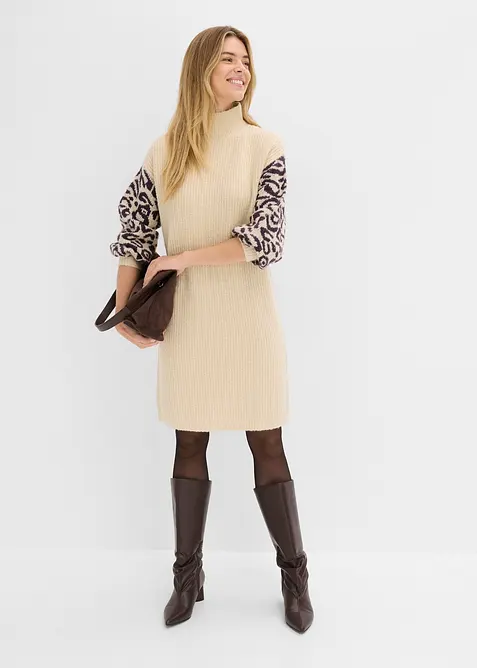 Oversized Strickkleid mit Leomuster, bonprix
