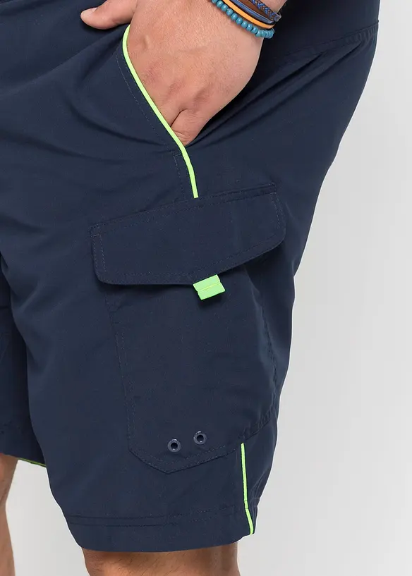 Badeshorts mit seitlicher Tasche, bonprix