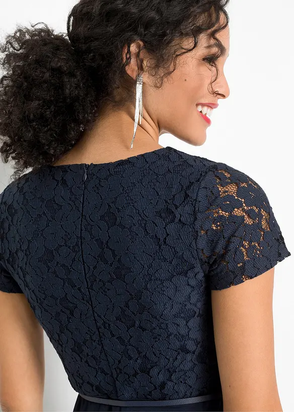 Minikleid mit Spitze und Gürtel, bonprix