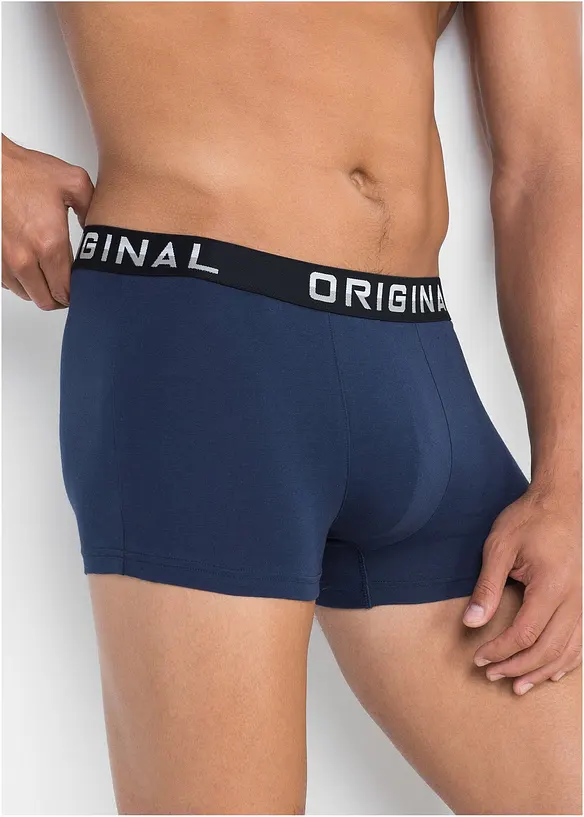Boxershorts eng mit Baumwolle (3er Pack), bonprix