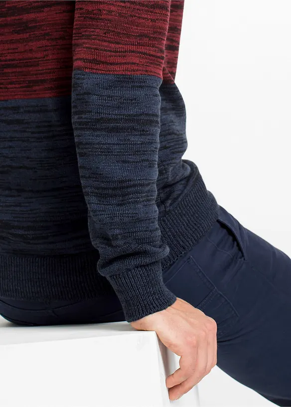Pull en fine maille à capuche, bonprix