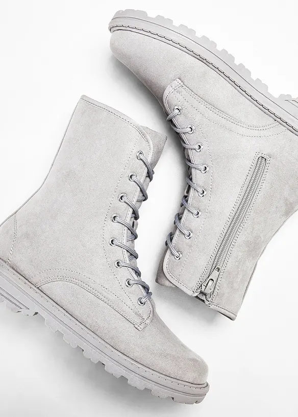 Boots lac&eacute;es &agrave; semelle crant&eacute;e, bonprix