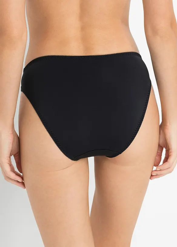Slip orné de dentelle, bonprix