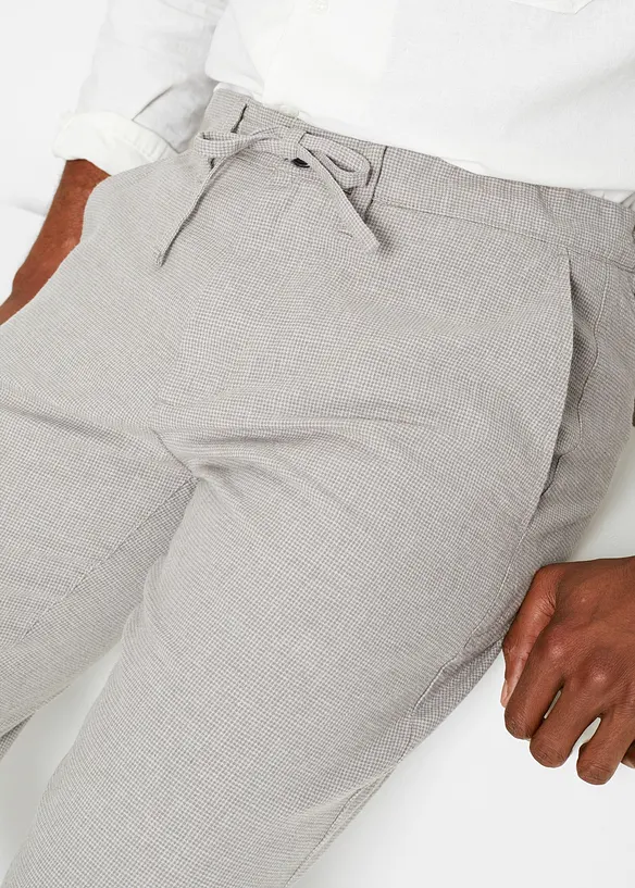 Pantalon chino en lin majoritaire avec taille extensible Regular, droit, bonprix