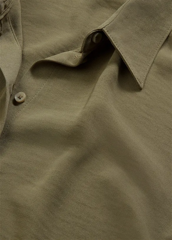 Kurzarmbluse mit recyceltem Polyester, bonprix