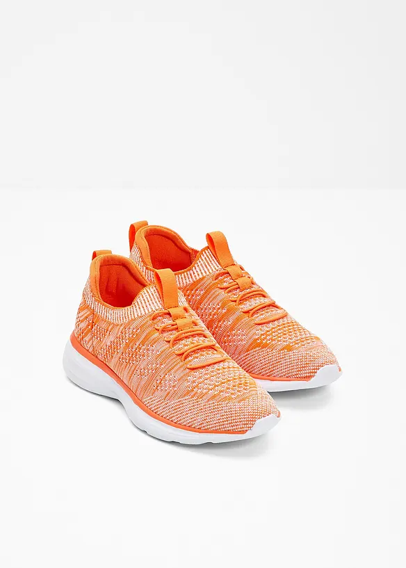 Sneakers slip-in confortables en mati&egrave;re douce, bonprix