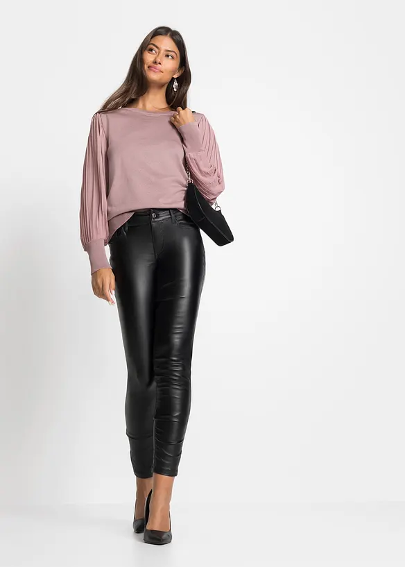 Pull fluide en fine maille de viscose mélangée, bonprix