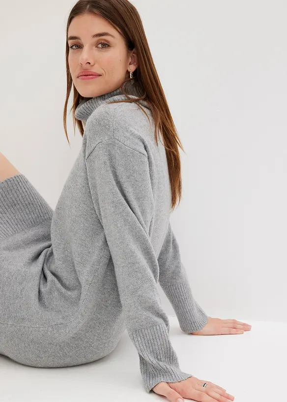 Robe en maille à col roulé, bonprix