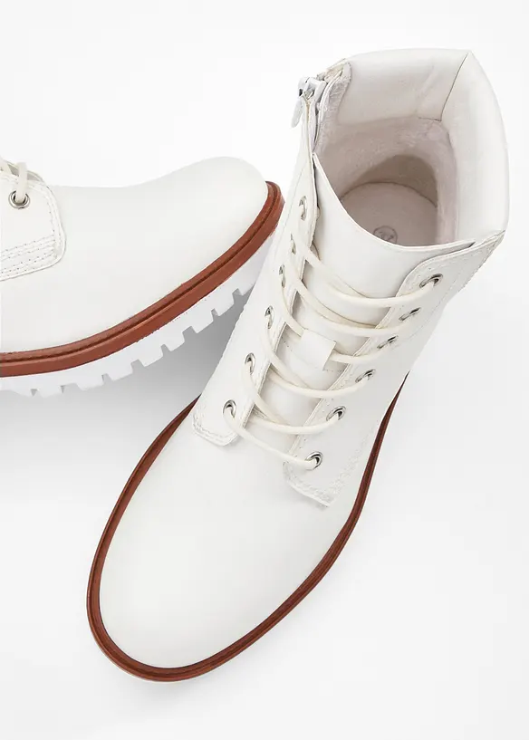 Boots à lacets, bonprix