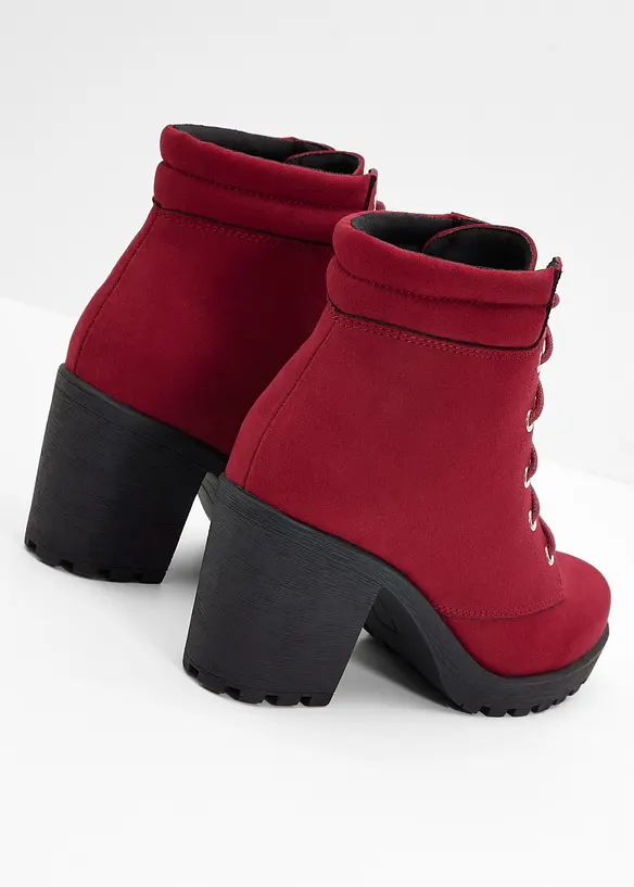 Bottines &agrave; lacets et talon carr&eacute;, bonprix
