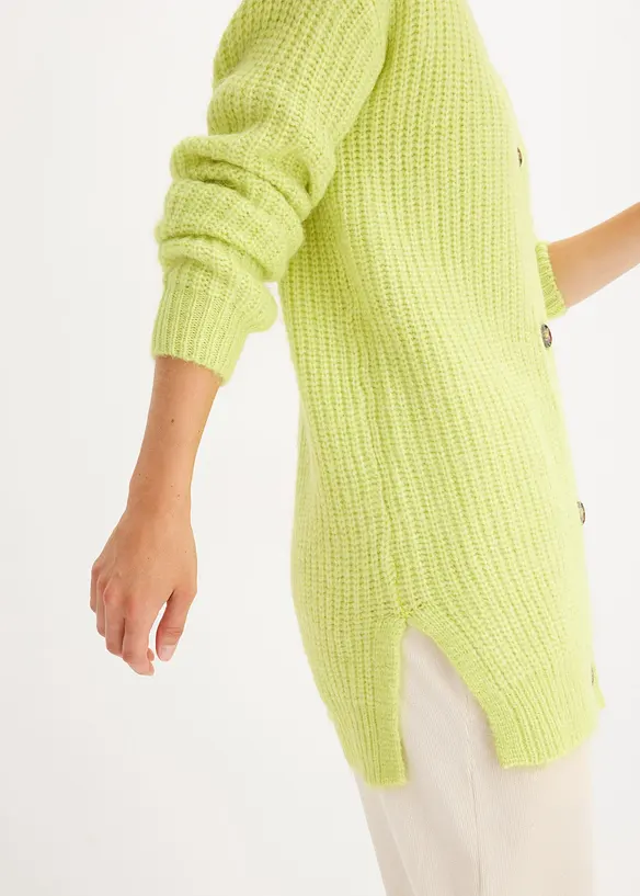 Grobstrickjacke aus weichem Wollmix, bonprix