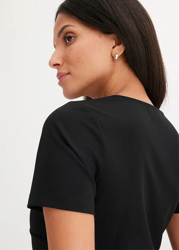 T-shirt cropped avec lien brillant à nouer sur l’encolure, bonprix