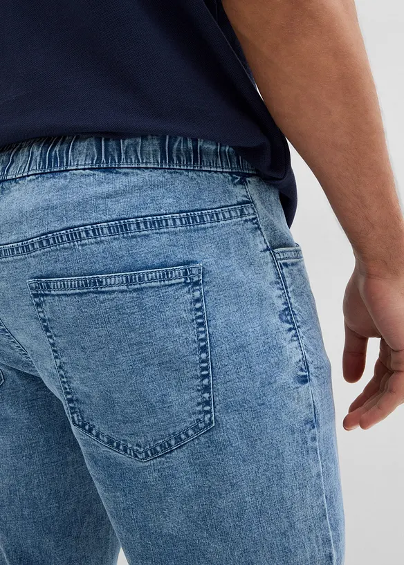 Jean léger, taille extensible, Relaxed, bonprix