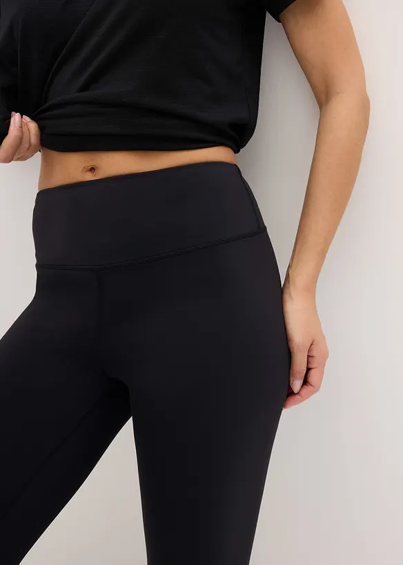 Ultraleichte Sport-Caprileggings mit Komfortbund, bonprix