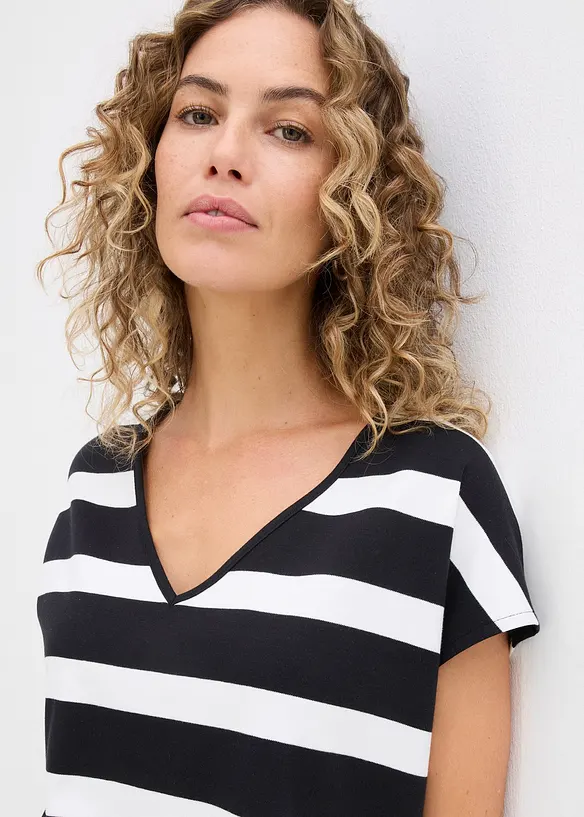 Gestreiftes Strickshirt, bonprix