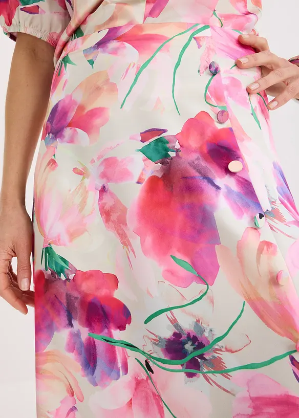 Jupe longue en satin à boutons décoratifs, bonprix