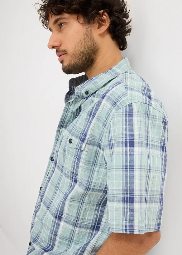 Chemise manches courtes en seersucker 100% coton, bonprix