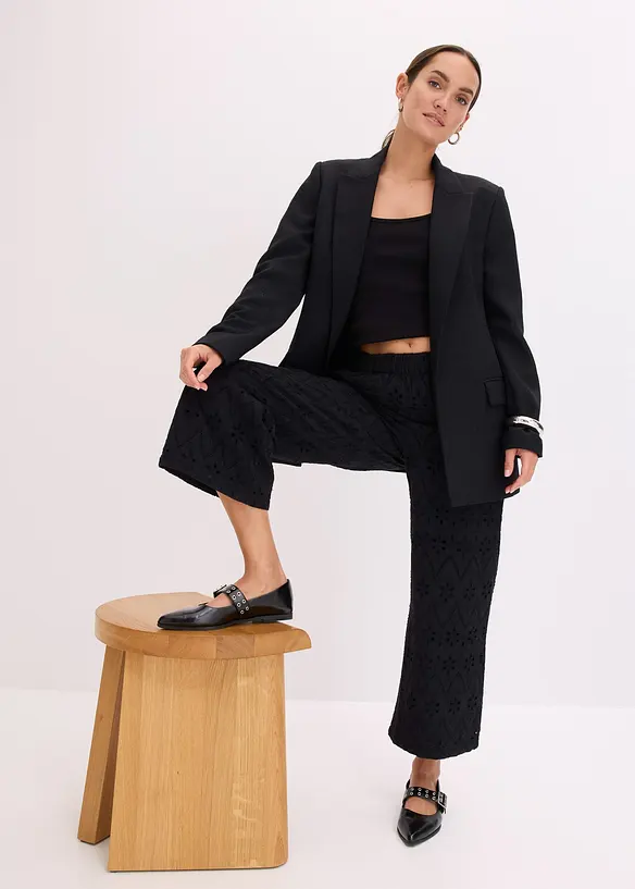 Culotte aus Lochstickerei, bonprix